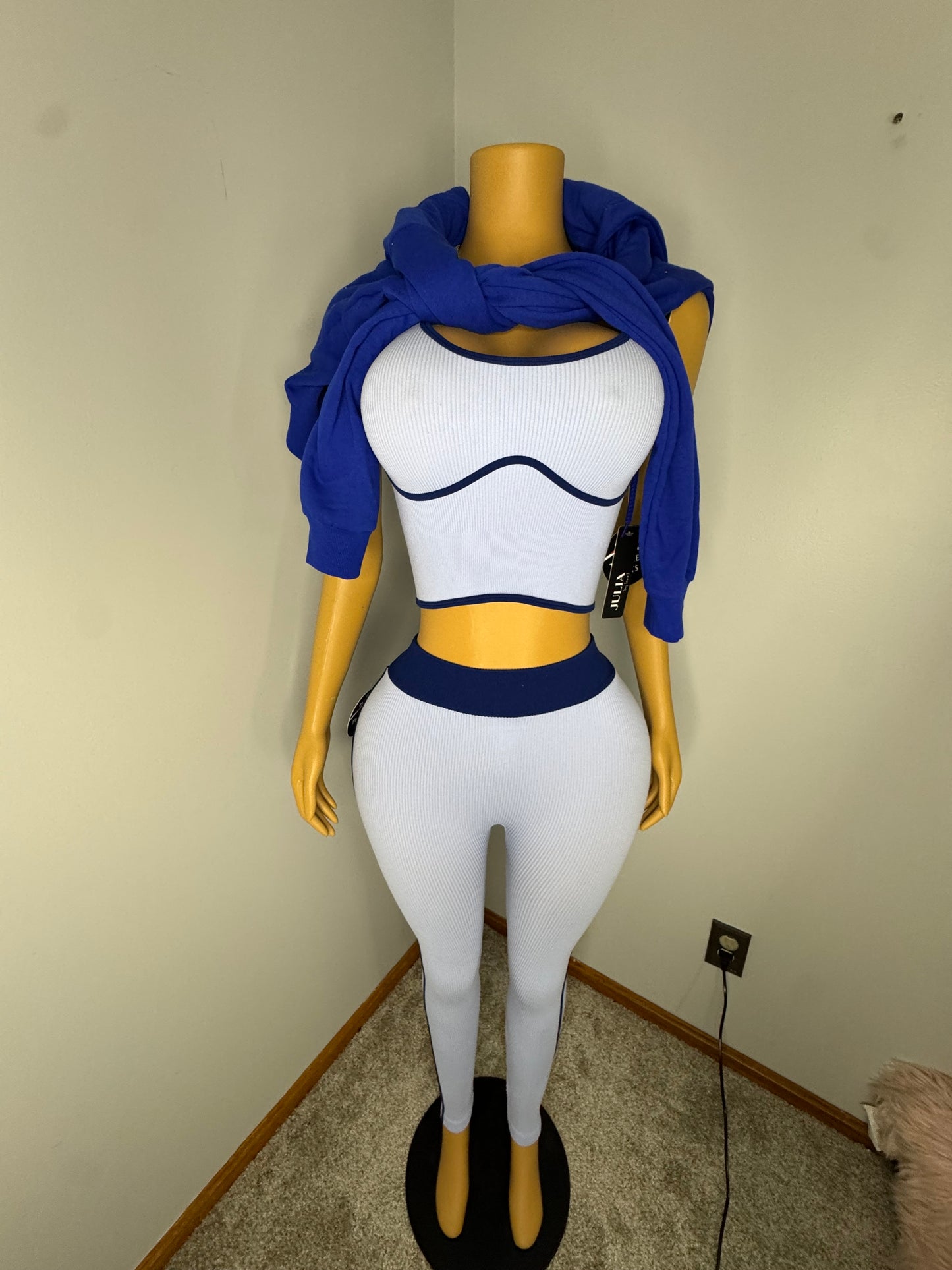 Sculpt Hoodie Set