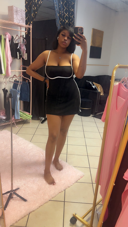 Halo Dress (Black)