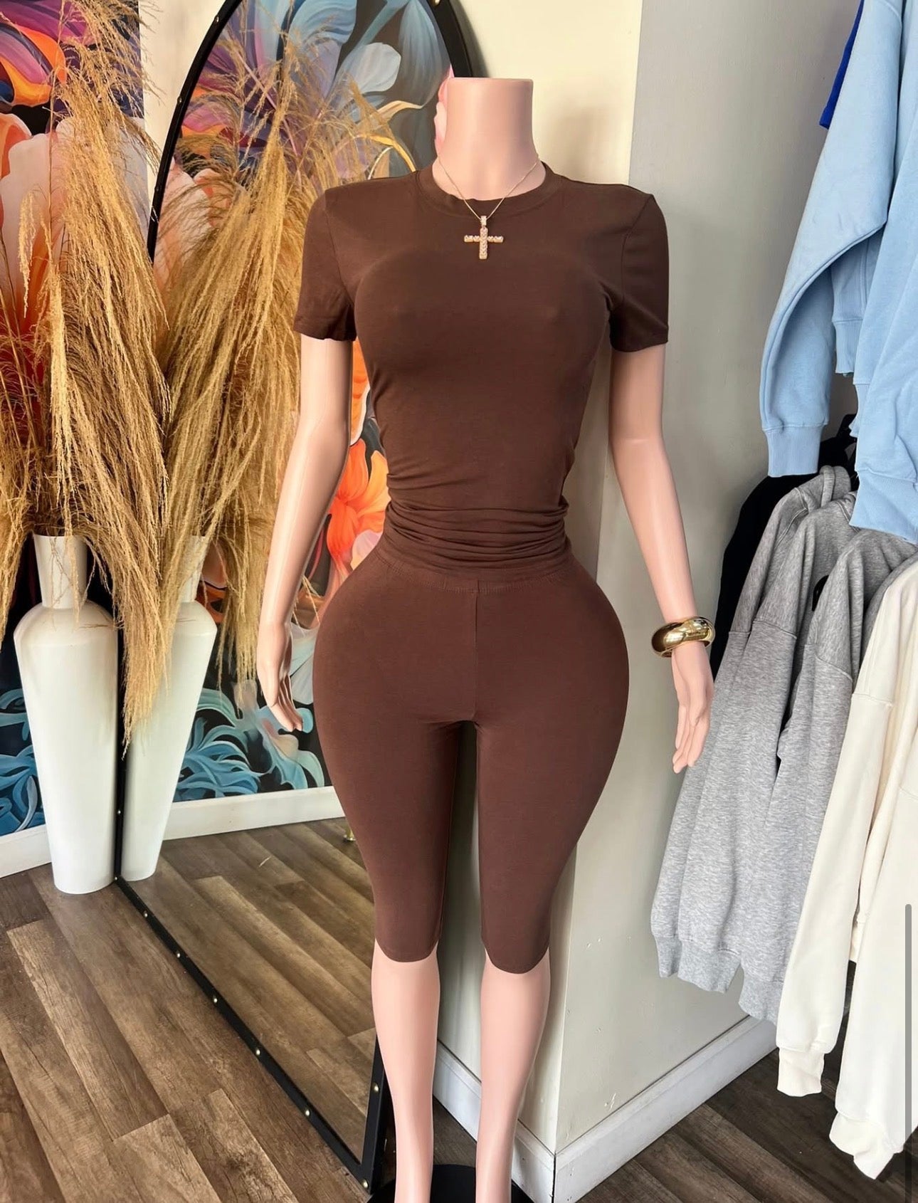 “On Chill” Capri Sets